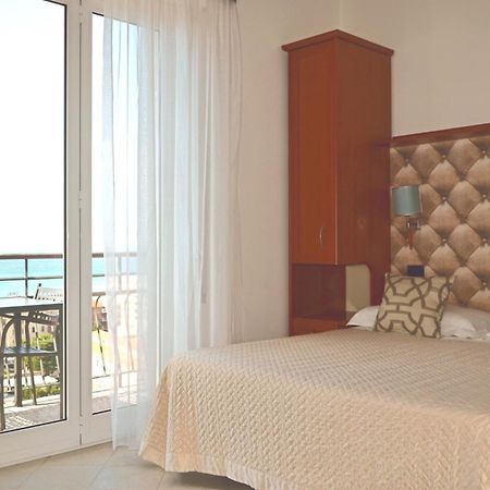 Hotel Noris Finale Ligure Zewnętrze zdjęcie