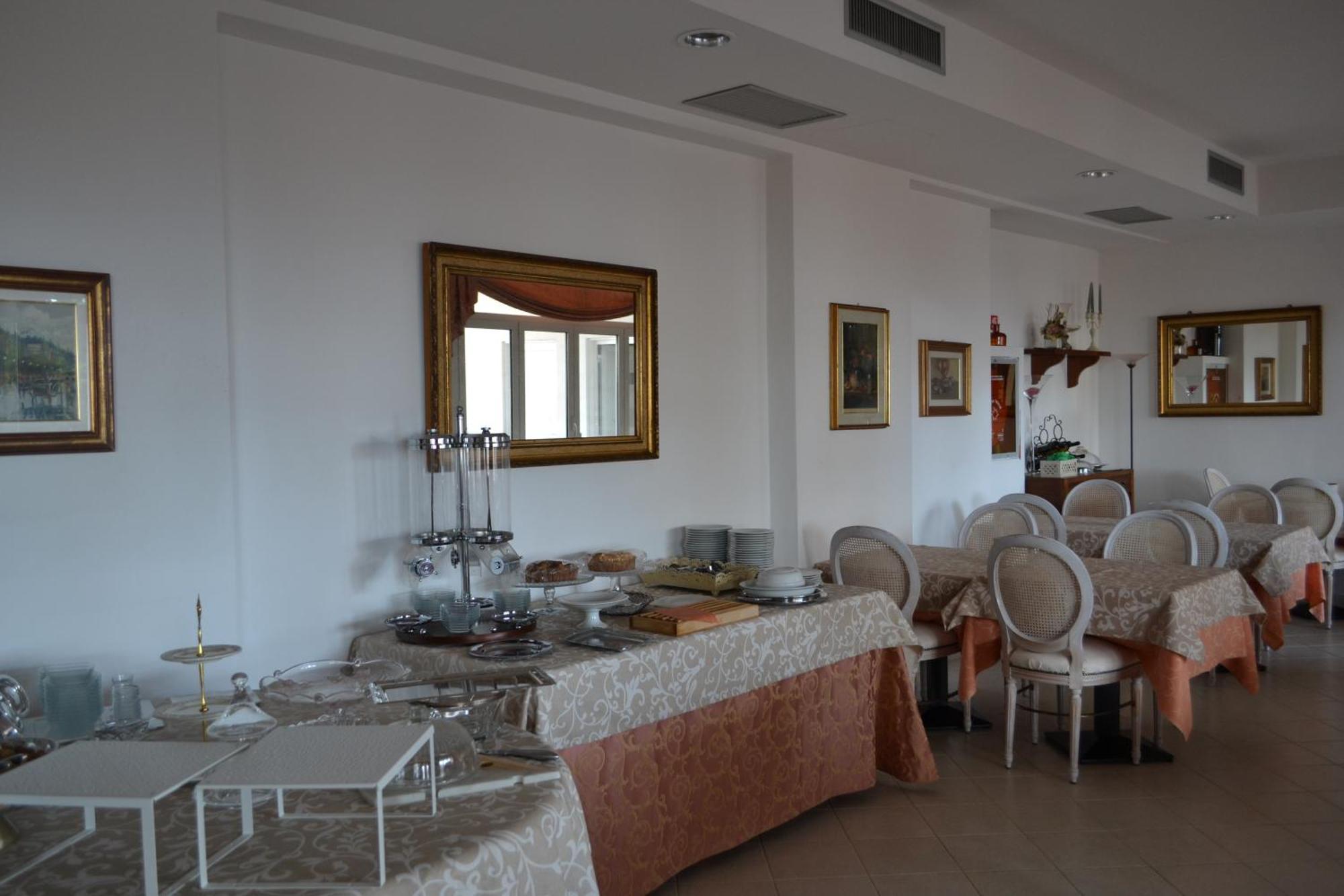 Hotel Noris Finale Ligure Zewnętrze zdjęcie