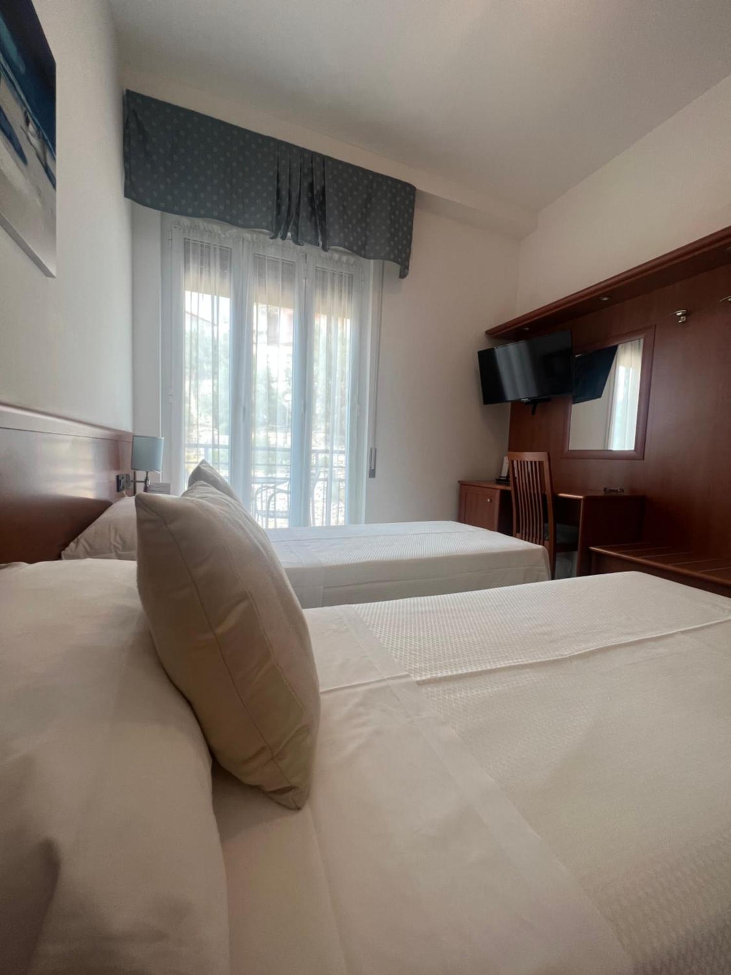Hotel Noris Finale Ligure Zewnętrze zdjęcie
