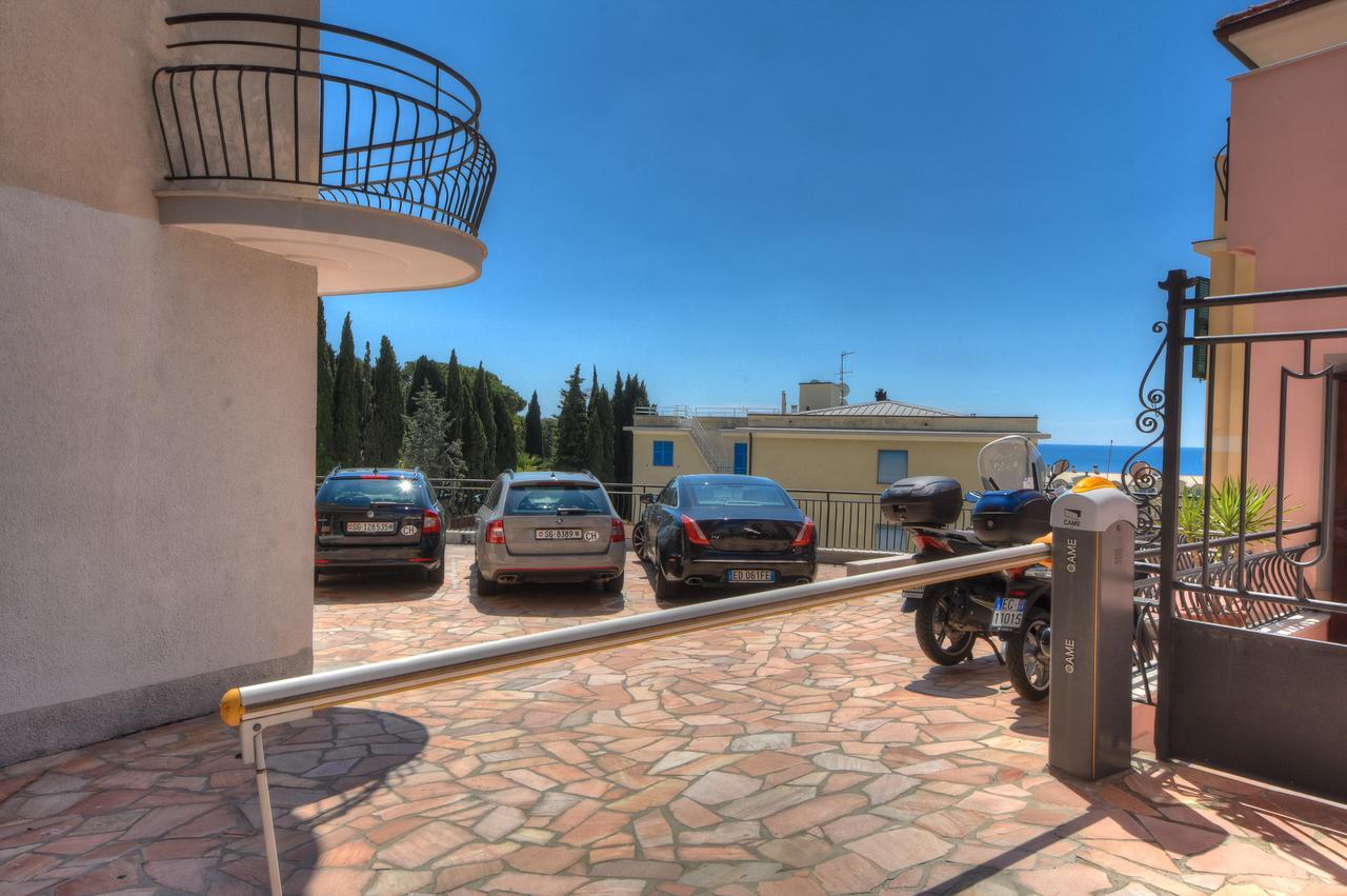 Hotel Noris Finale Ligure Zewnętrze zdjęcie